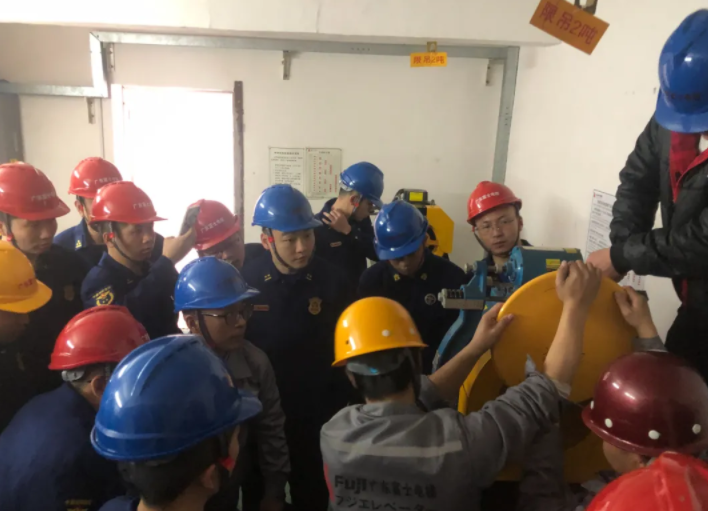 防风险 助救援 | 米兰官方版入口-米兰milan(中国)
助力2024年湖南省消防救援队伍基层指挥员培训(郴州承训点) 防风险 助救援 | 米兰官方版入口-米兰milan(中国)
助力2024年湖南省消防救援队伍基层指挥员培训(郴州承训点)